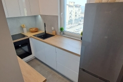 95925101_16_Przestronne-2-pok-mieszkanie-Garderoba-Bezposrednio